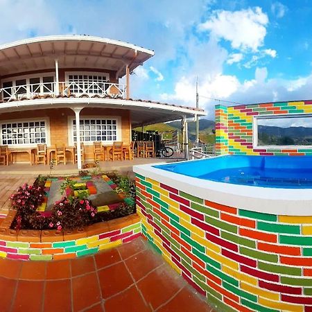 Готель El Mirador De Guatape 2 Екстер'єр фото