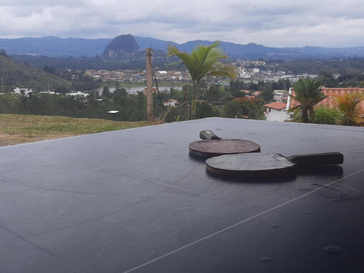 Готель El Mirador De Guatape 2 Екстер'єр фото