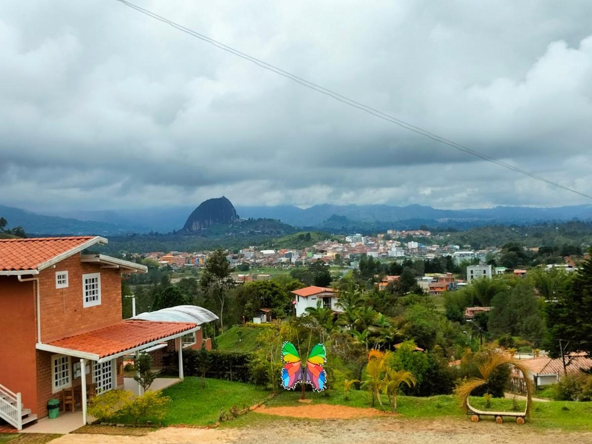 Готель El Mirador De Guatape 2 Екстер'єр фото
